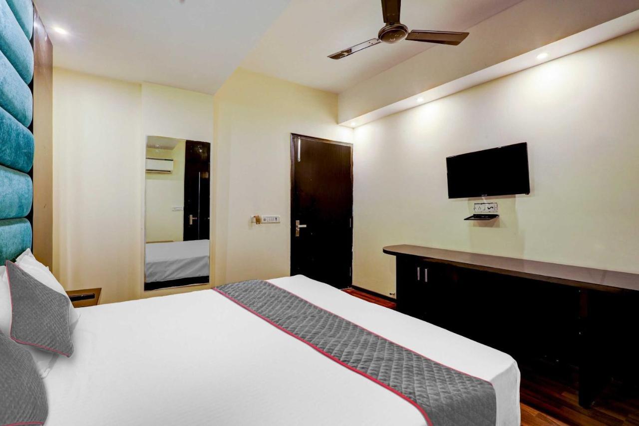 Townhouse Golden King Hotel New Delhi Eksteriør billede