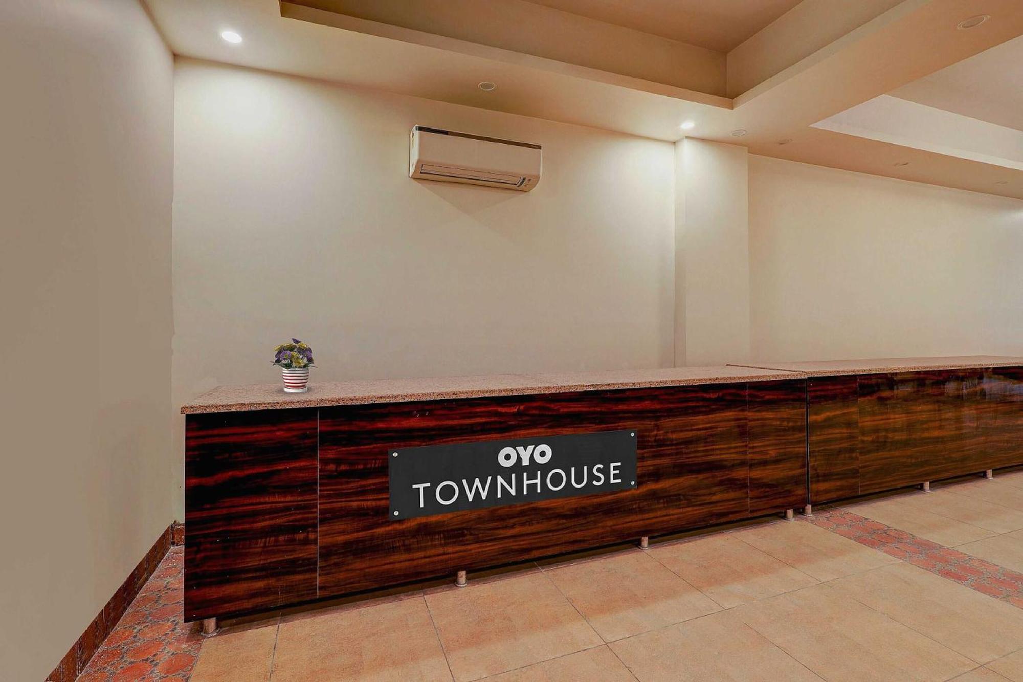 Townhouse Golden King Hotel New Delhi Eksteriør billede
